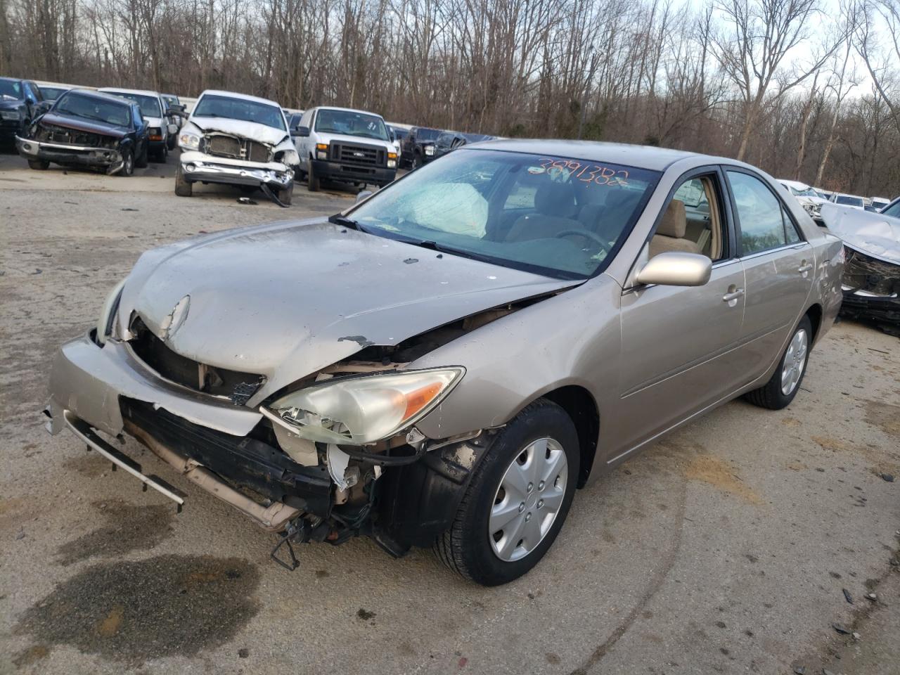 Photo 2 from auction – 2002 TOYOTA CAMRY LE with VIN JTDBE32K020024781