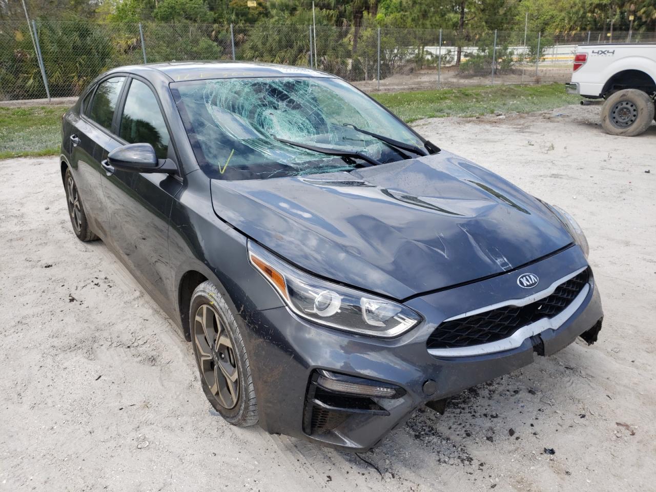 KIA FORTE FE 2019 with VIN 3KPF24AD3KE006916 - Photo from auction