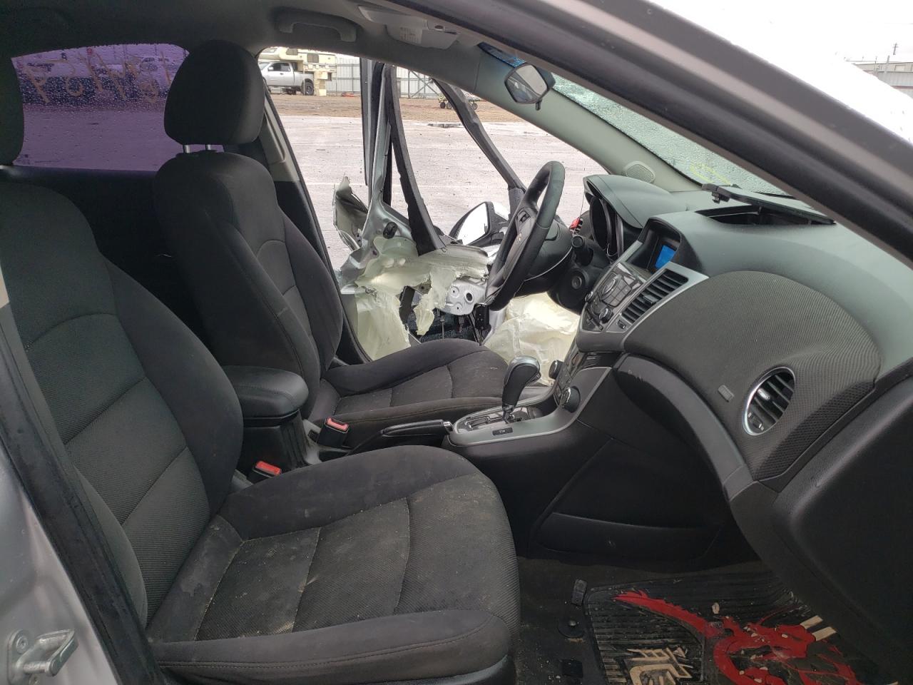 Photo 5 from auction – 2012 CHEVROLET CRUZE LT with VIN 1G1PE5SC5C7297520