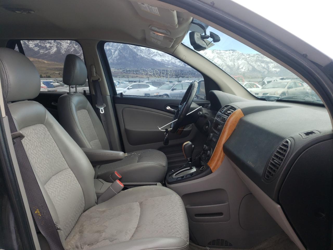 Photo 5 from auction – 2006 SATURN VUE with VIN 5GZCZ63456S822745