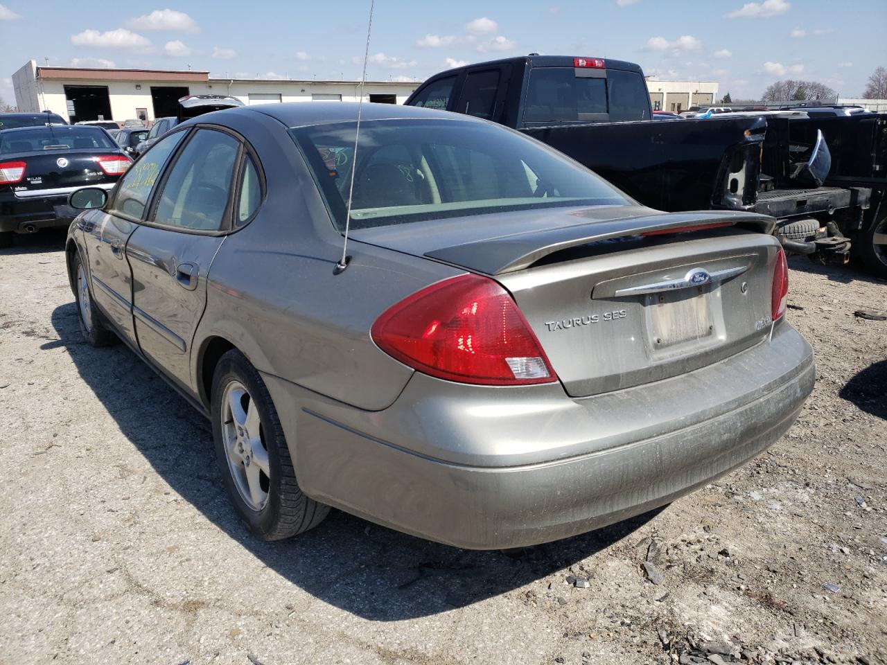 Photo 3 from auction – 2003 FORD TAURUS SES with VIN 1FAFP55S83G281088
