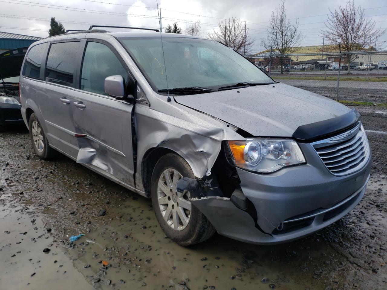 Photo 1 from auction – 2016 CHRYSLER TOWN & COU with VIN 2C4RC1BG5GR295742