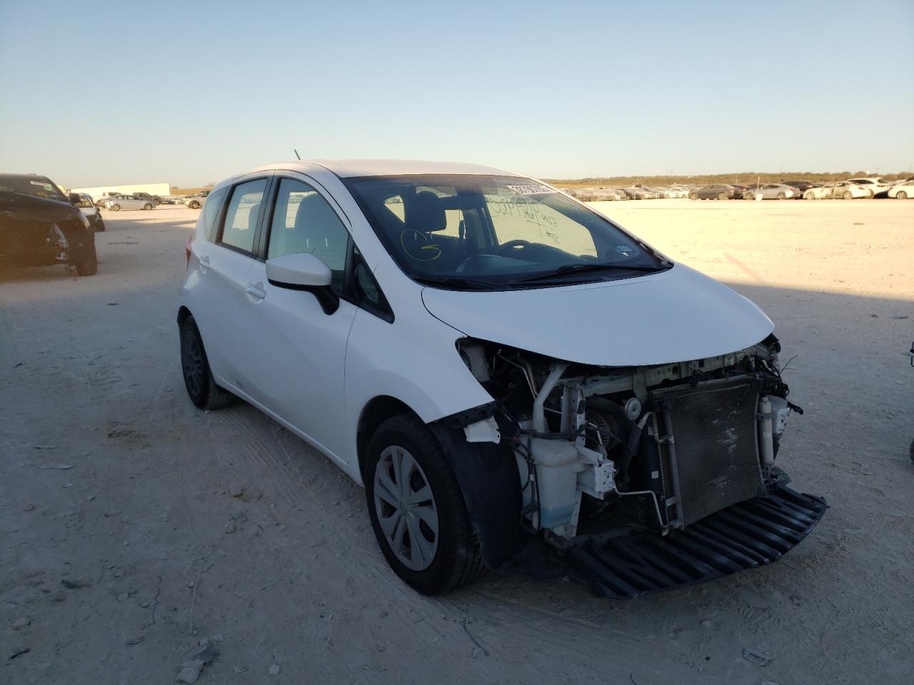 NISSAN VERSA NOTE 2017 with VIN 3N1CE2CP8HL361819 - Photo from auction