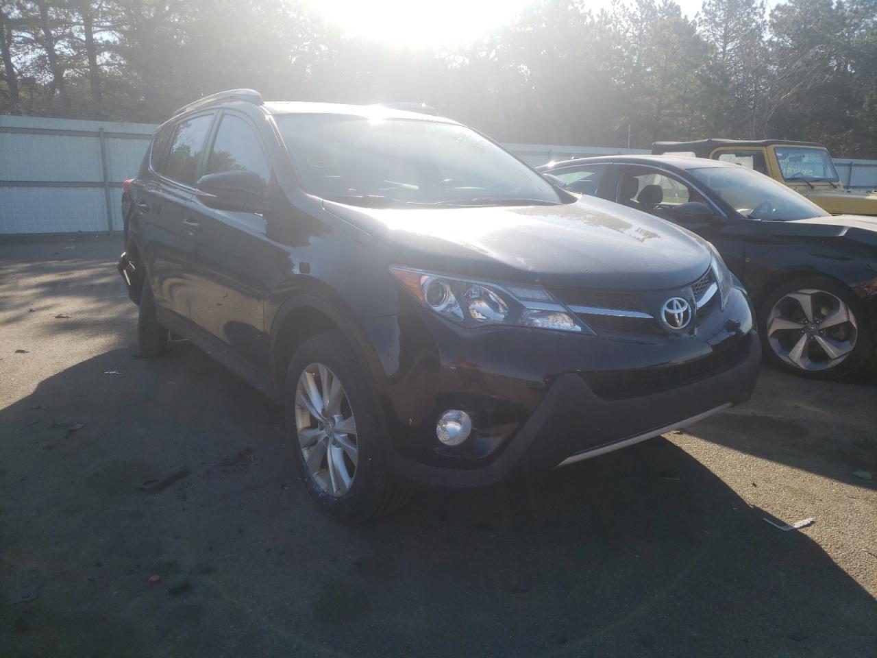 TOYOTA RAV4 LIMIT 2014 with VIN 2T3YFREV7EW118639 - Photo from auction
