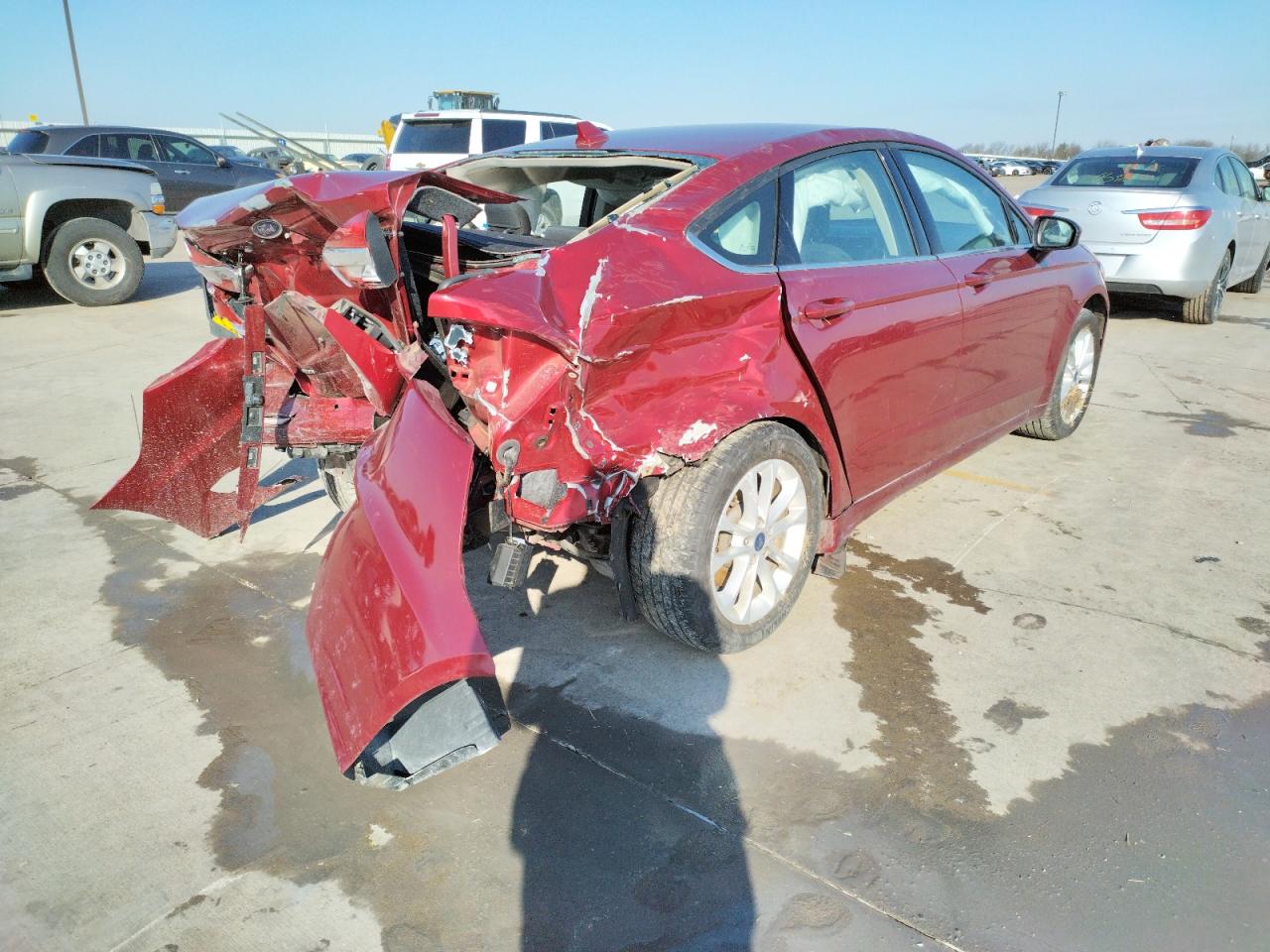 Photo 4 from auction – 2019 FORD FUSION SE with VIN 3FA6P0HD8KR169835