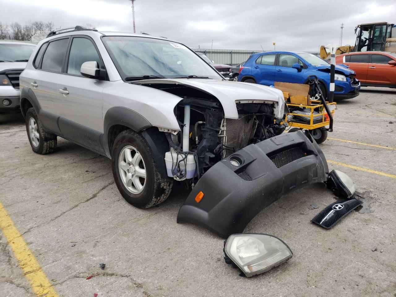 HYUNDAI TUCSON 2005 with VIN KM8JN72D95U134130 - Photo from auction