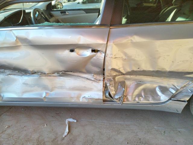 Photo 10 from auction – 2016 HYUNDAI SONATA SE with VIN 5NPE24AF4GH409982