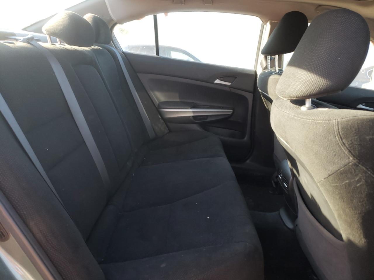 Photo 6 from auction – 2010 HONDA ACCORD EX with VIN 1HGCP2F78AA106752