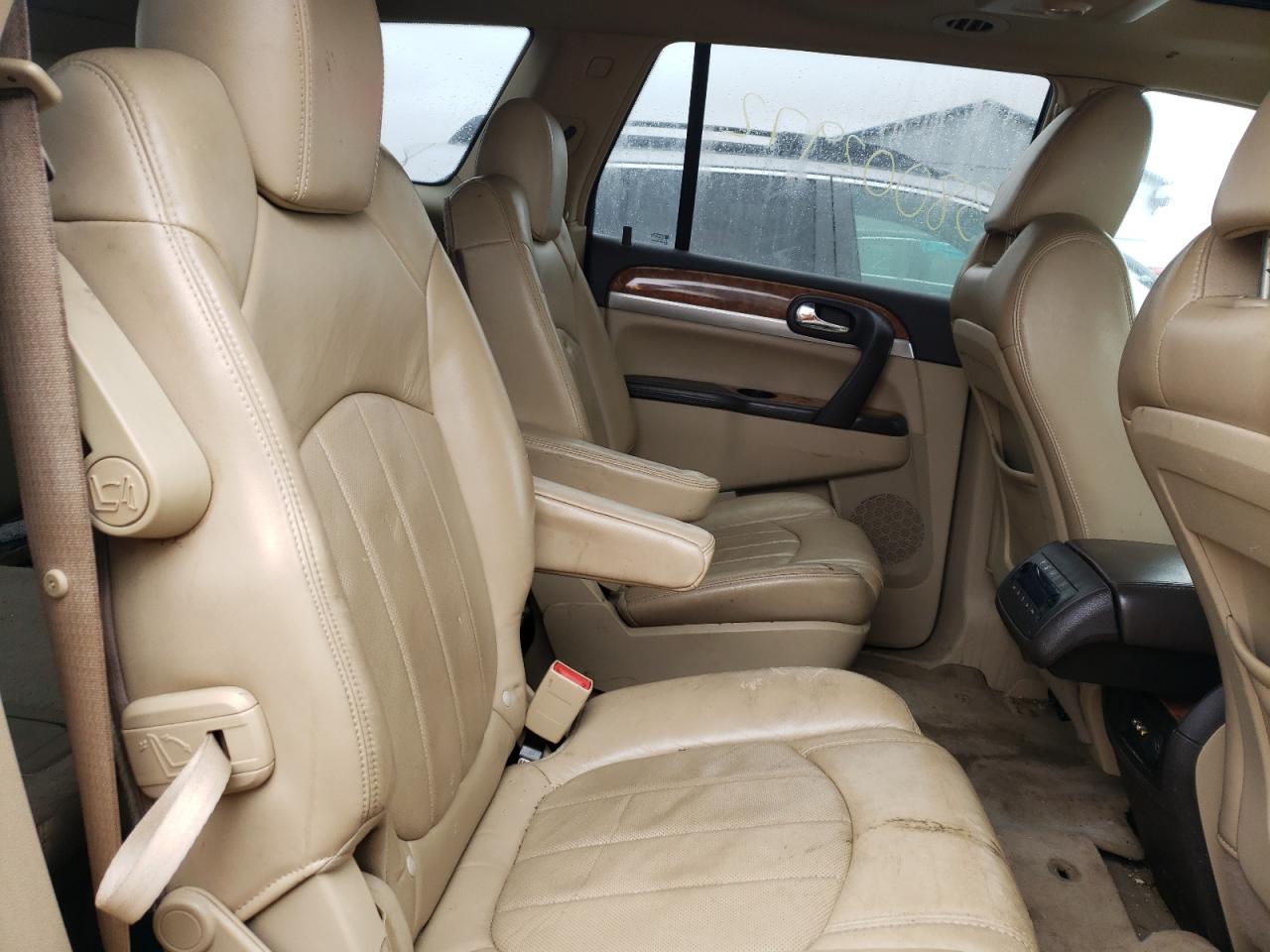 Photo 6 from auction – 2010 BUICK ENCLAVE CX with VIN 5GALVCED9AJ101241