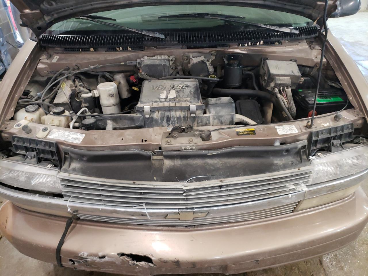 Photo 7 from auction – 1996 CHEVROLET ASTRO with VIN 1GNEL19W8TB175817