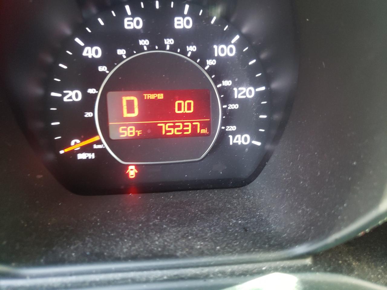 Снимка 8 от търг – 2015 KIA SOUL + с VIN KNDJP3A54F7198271