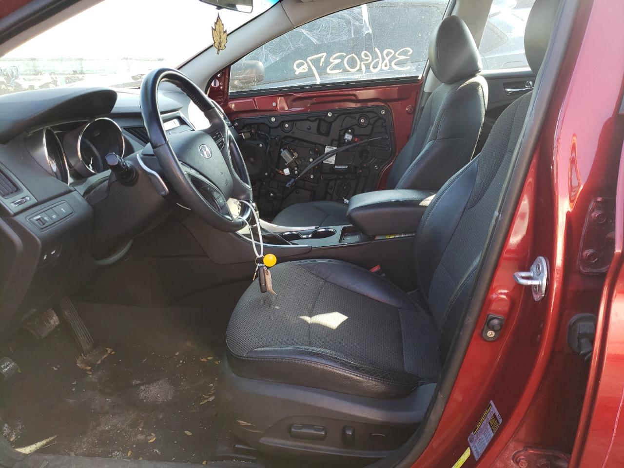Foto 5 de la subasta – 2011 HYUNDAI SONATA SE con VIN 5NPEC4AC0BH155019