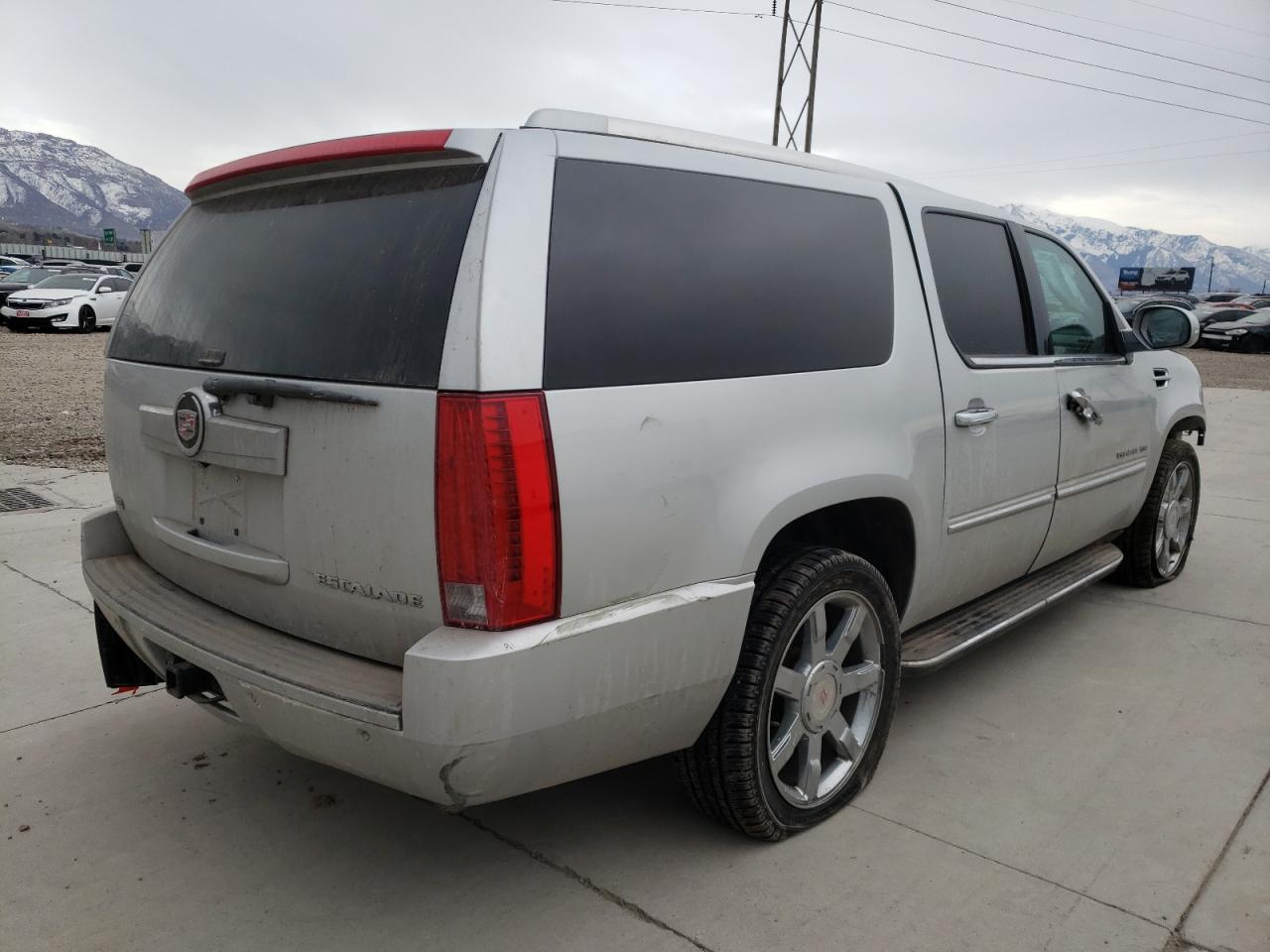 Photo 4 from auction – 2010 CADILLAC ESCALADE E with VIN 1GYUKHEFXAR219465