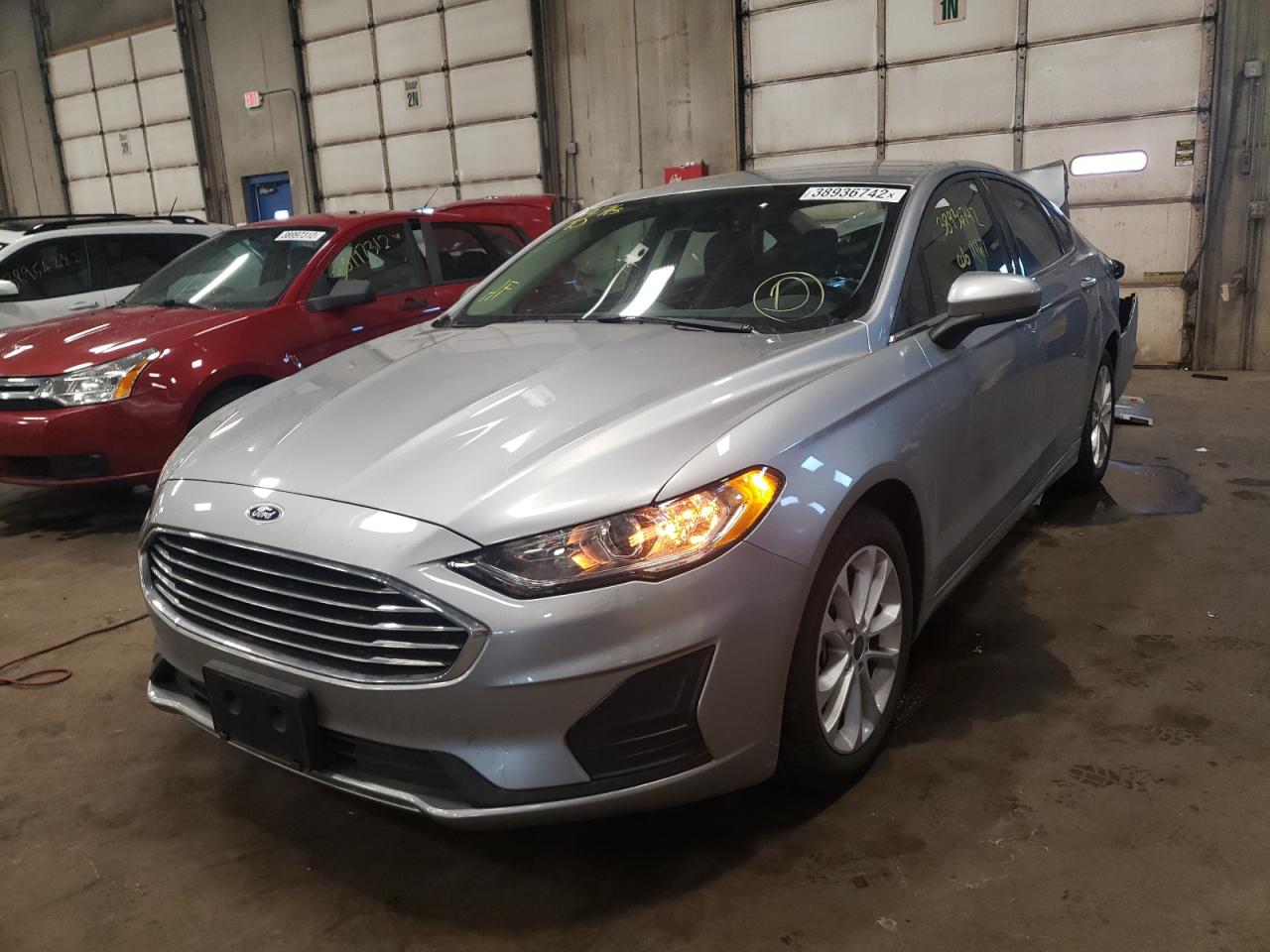 Photo 2 from auction – 2020 FORD FUSION SE with VIN 3FA6P0LU6LR224839