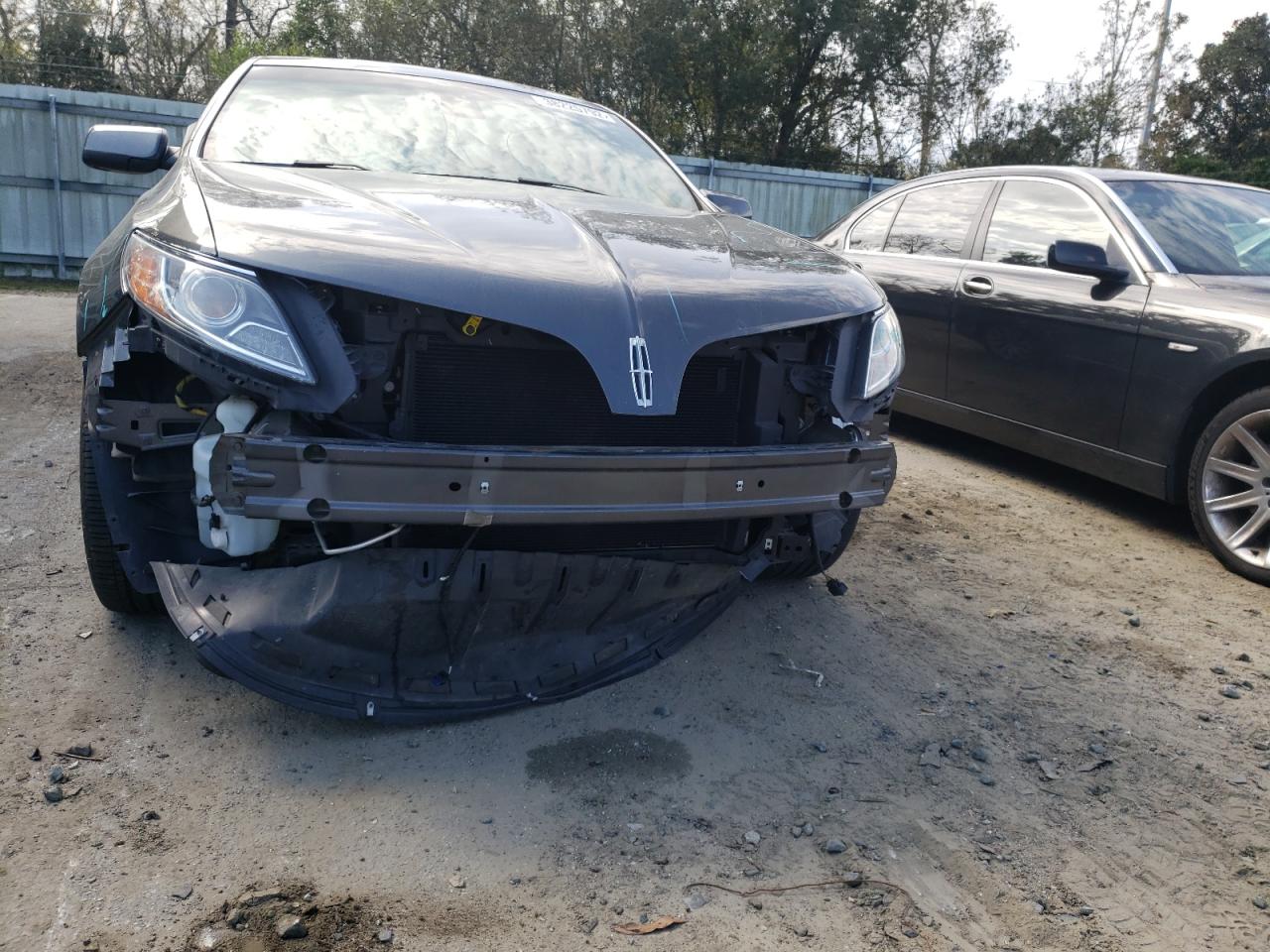 Photo 9 from auction – 2016 LINCOLN MKS with VIN 1LNHL9DK0GG601805