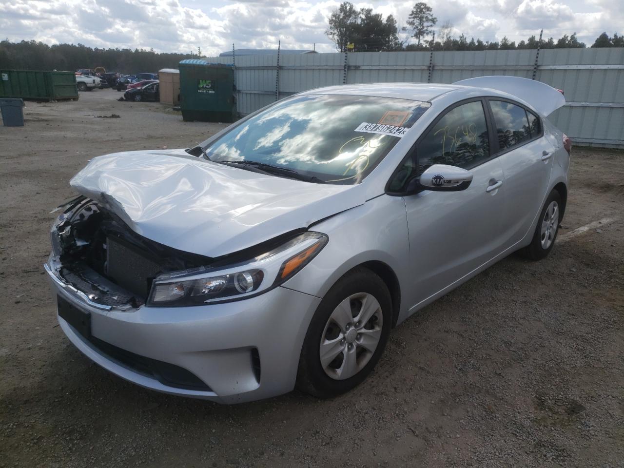 Photo 2 from auction – 2017 KIA FORTE LX with VIN 3KPFK4A77HE058052