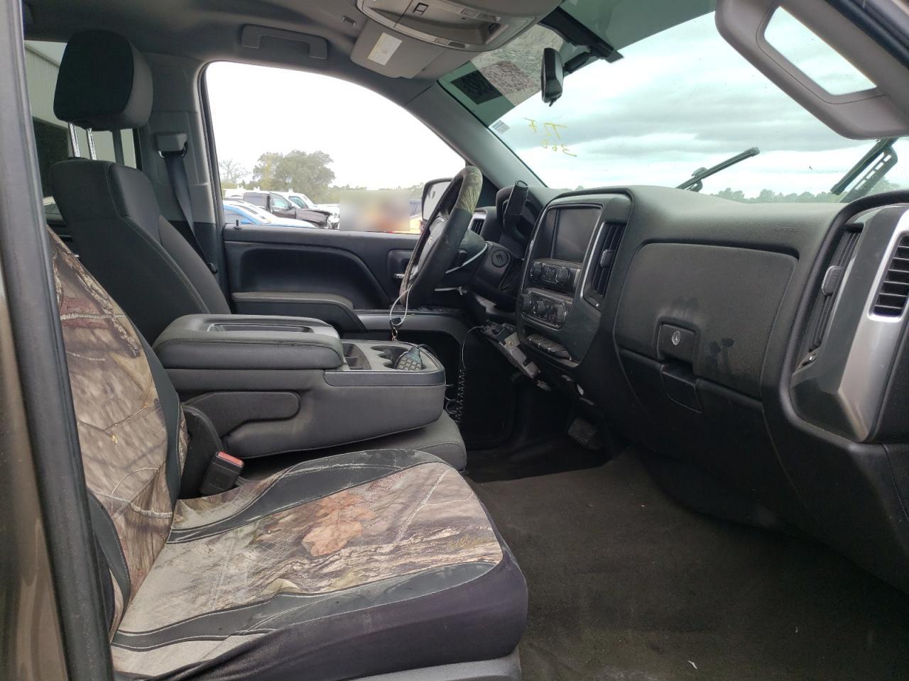 Photo 5 from auction – 2015 CHEVROLET SILVERADO with VIN 3GCUKREC4FG240305