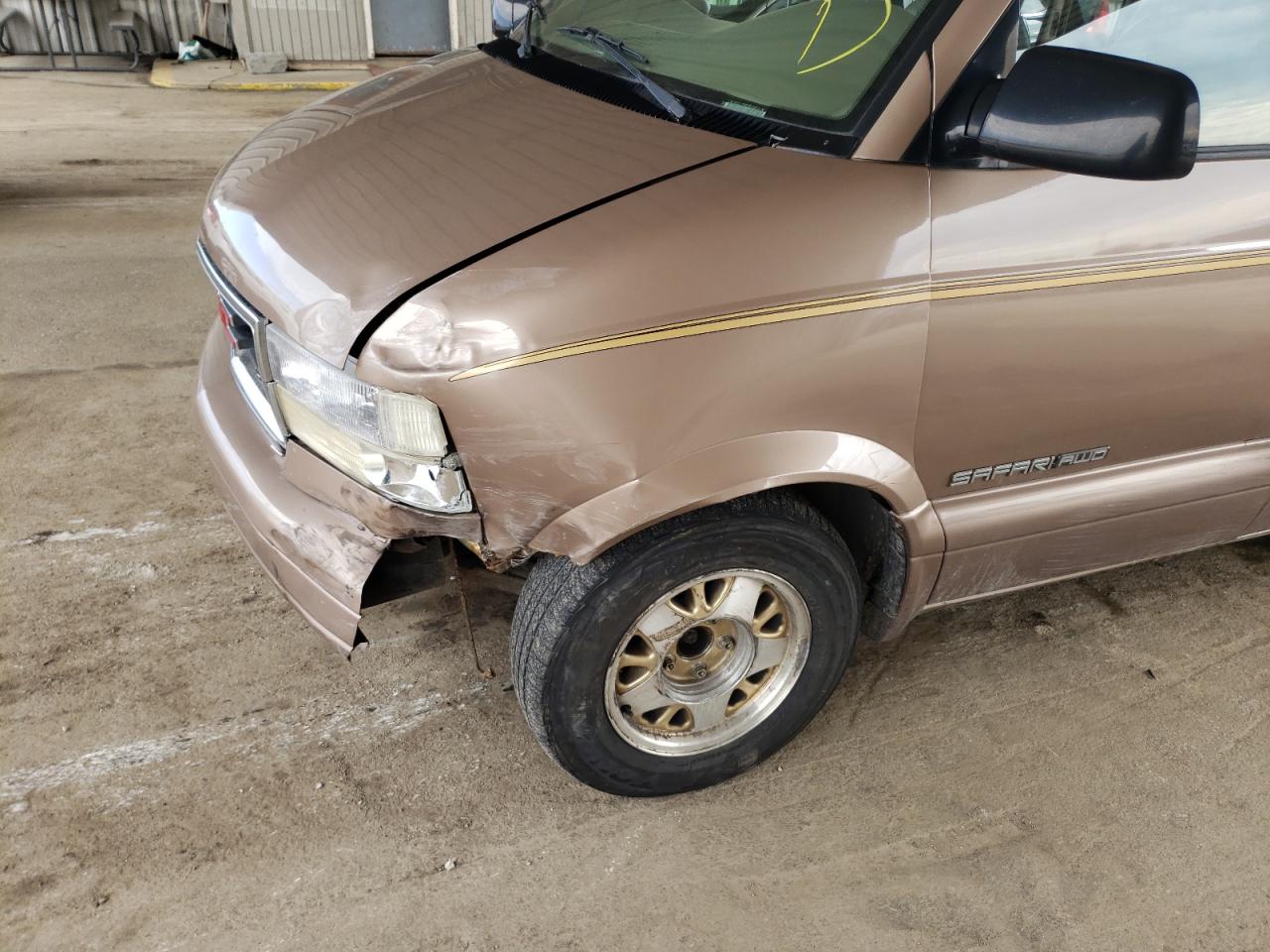 Photo 9 from auction – 1997 GMC SAFARI XT with VIN 1GKEL19W2VB546941