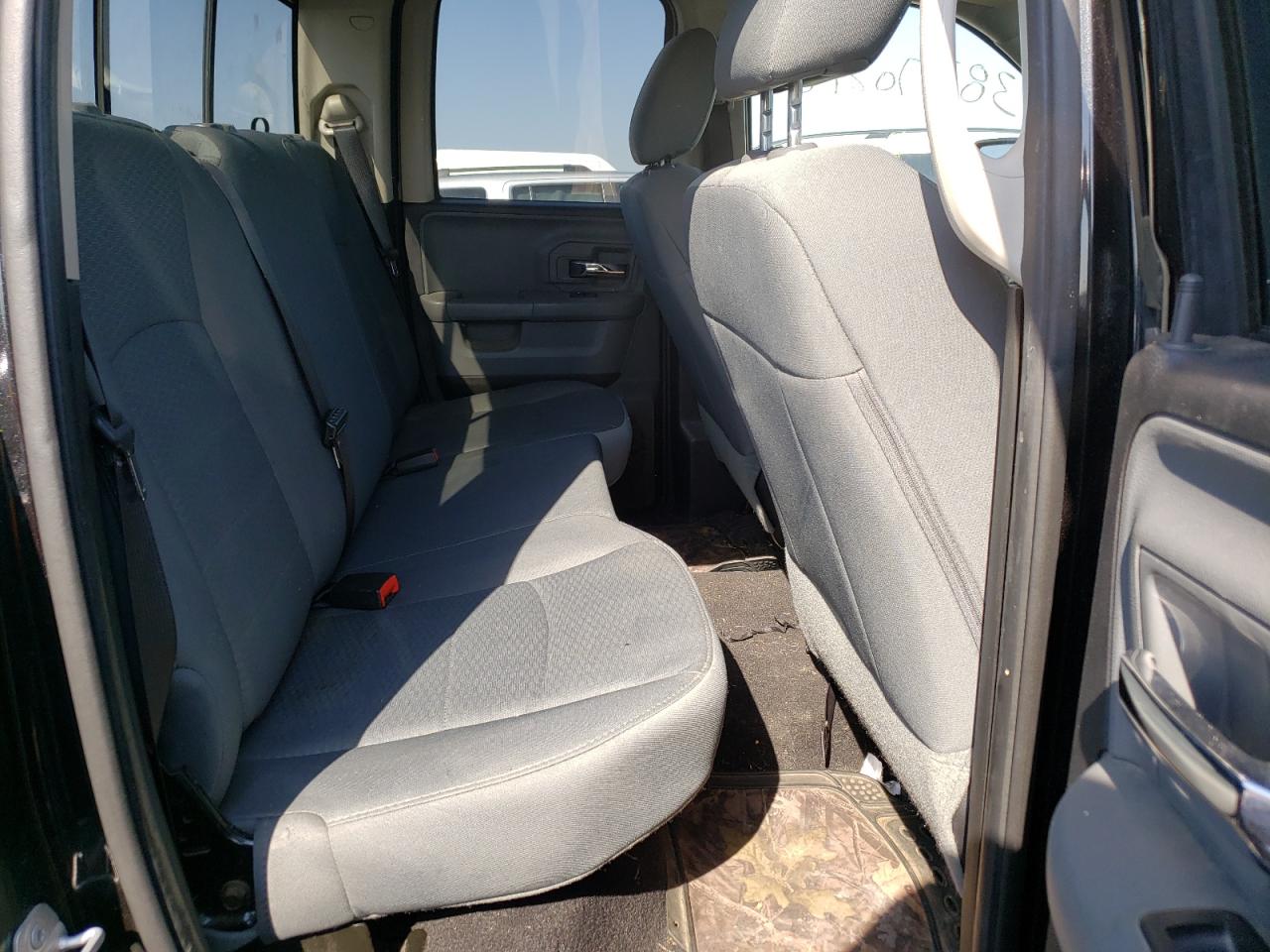 Photo 6 from auction – 2016 RAM 1500 SLT with VIN 1C6RR7GG4GS199651
