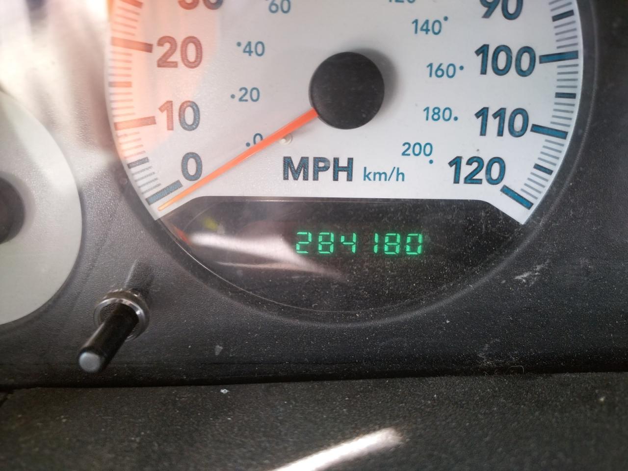 Photo 8 from auction – 2006 DODGE CARAVAN SX with VIN 1D8GP45R36B527215