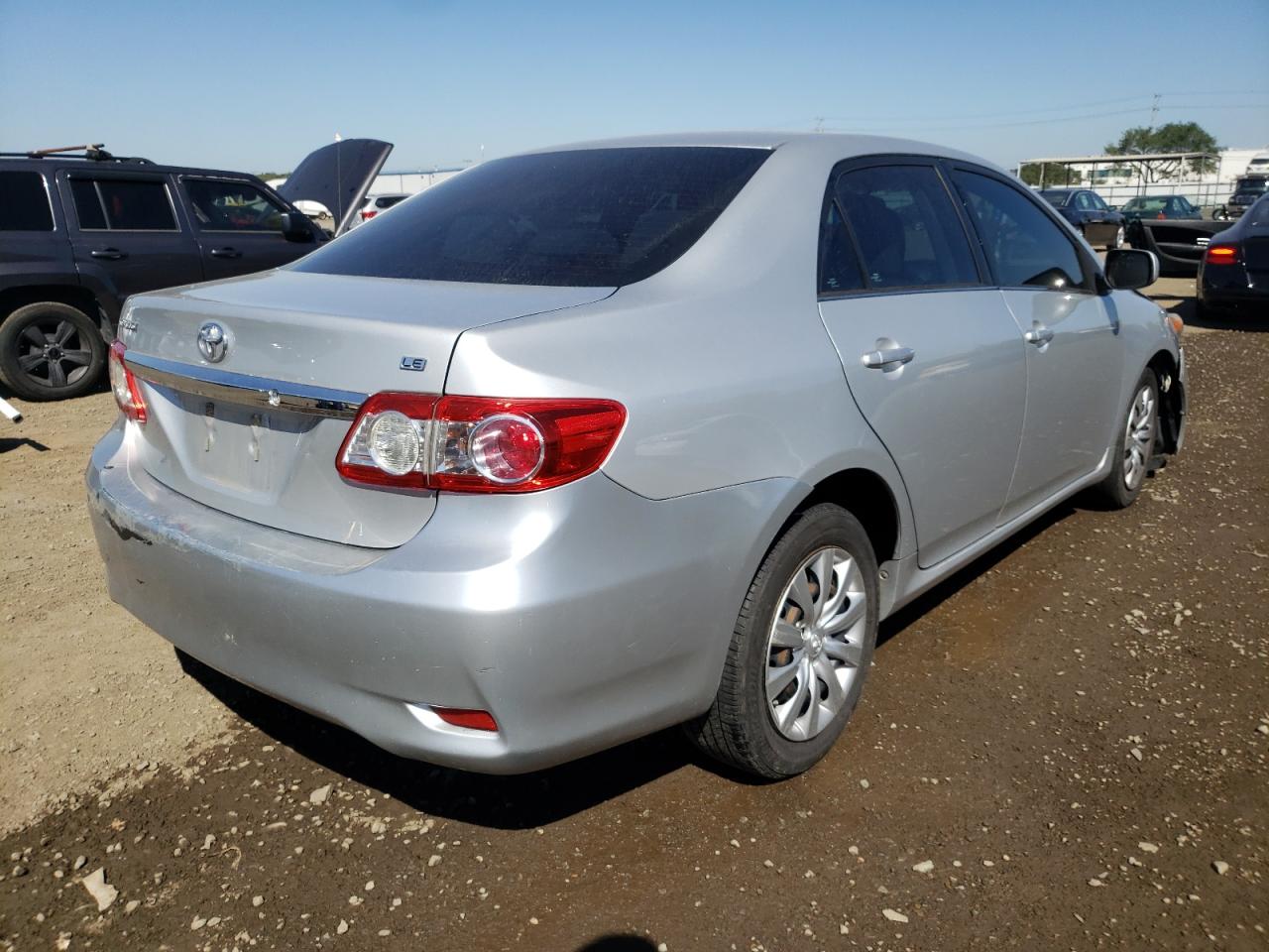 Photo 4 from auction – 2013 TOYOTA COROLLA LE with VIN 5YFBU4EE3DP132156