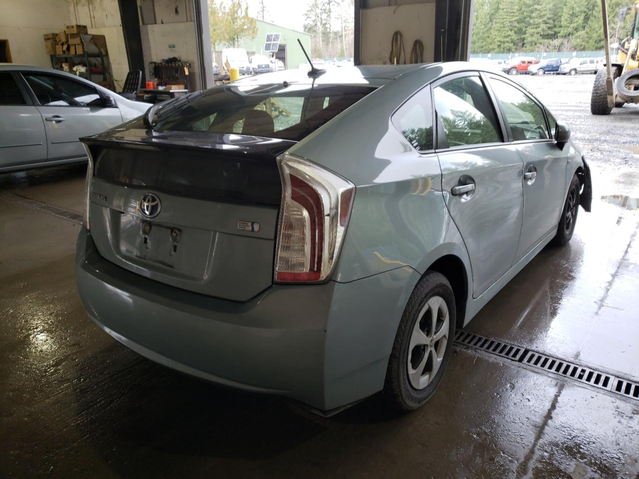 Photo 4 from auction – 2014 TOYOTA PRIUS with VIN JTDKN3DU3E1746761
