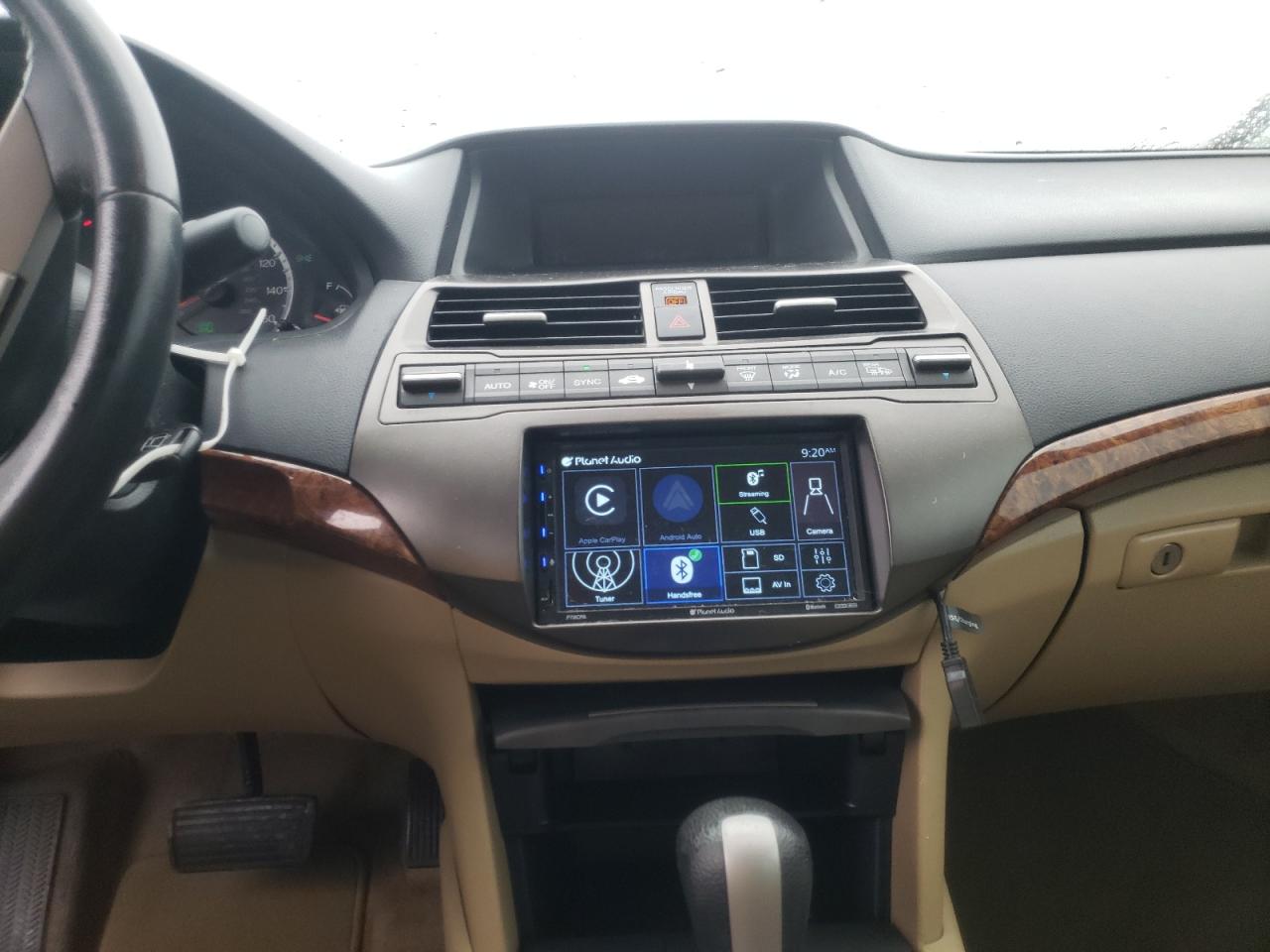 Photo 9 from auction – 2011 HONDA ACCORD EXL with VIN 1HGCP2F88BA044005