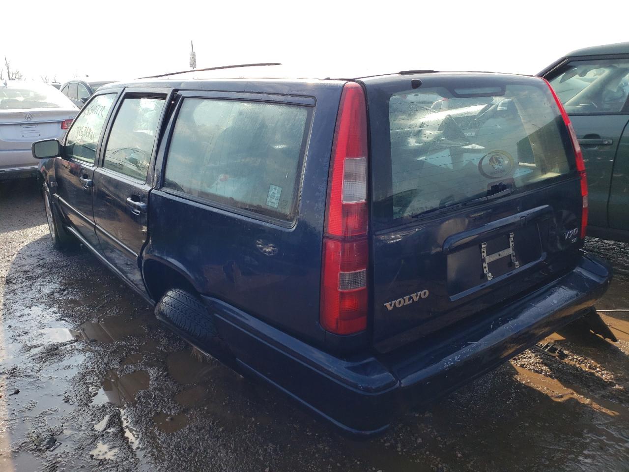 Photo 3 from auction – 2000 VOLVO V70 BASE with VIN YV1LW61J1Y2728247