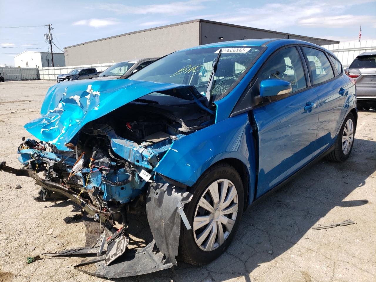 Photo 2 from auction – 2012 FORD FOCUS SE with VIN 1FAHP3K21CL346422
