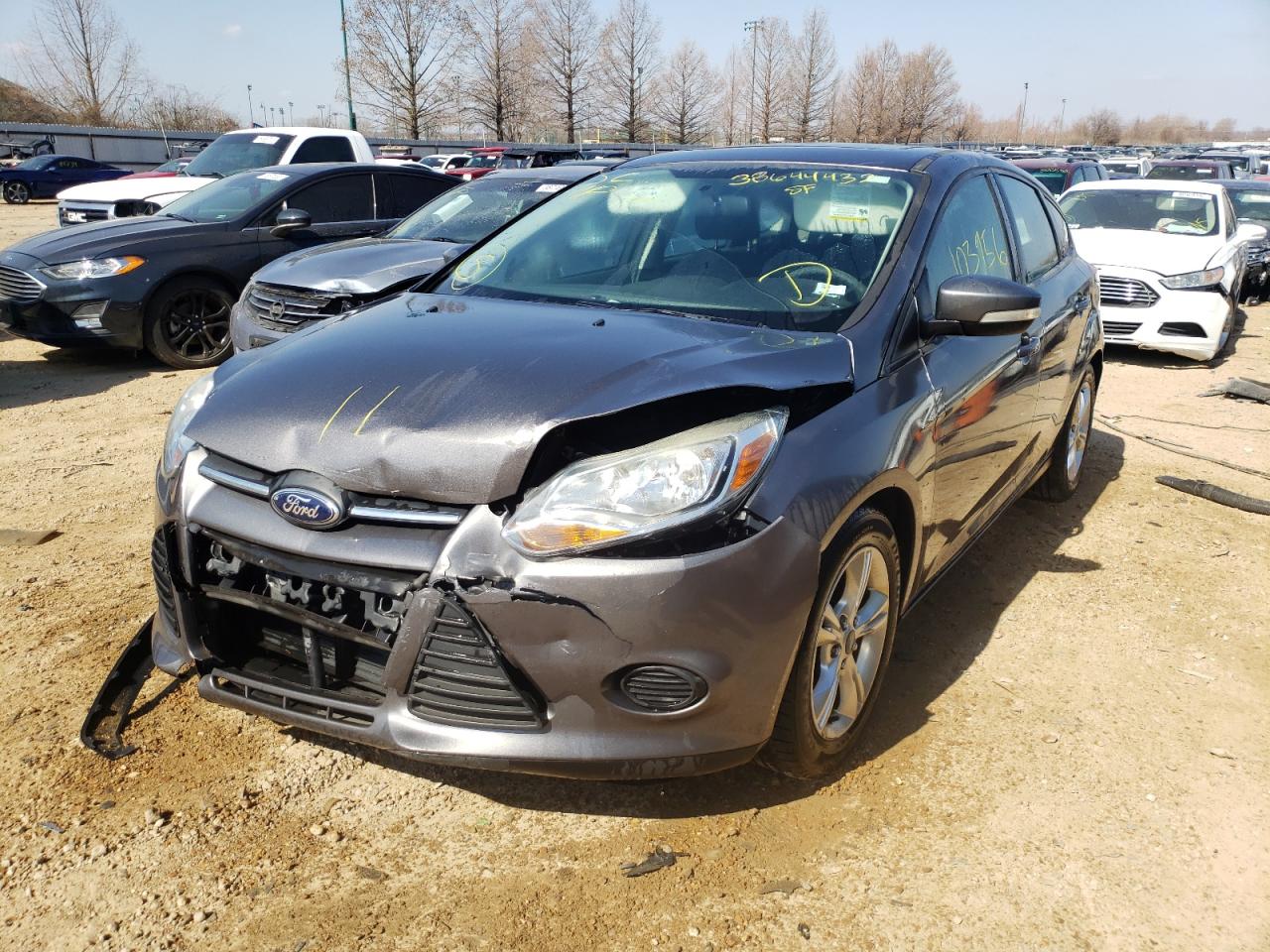 Photo 2 from auction – 2014 FORD FOCUS SE with VIN 1FADP3K25EL227113