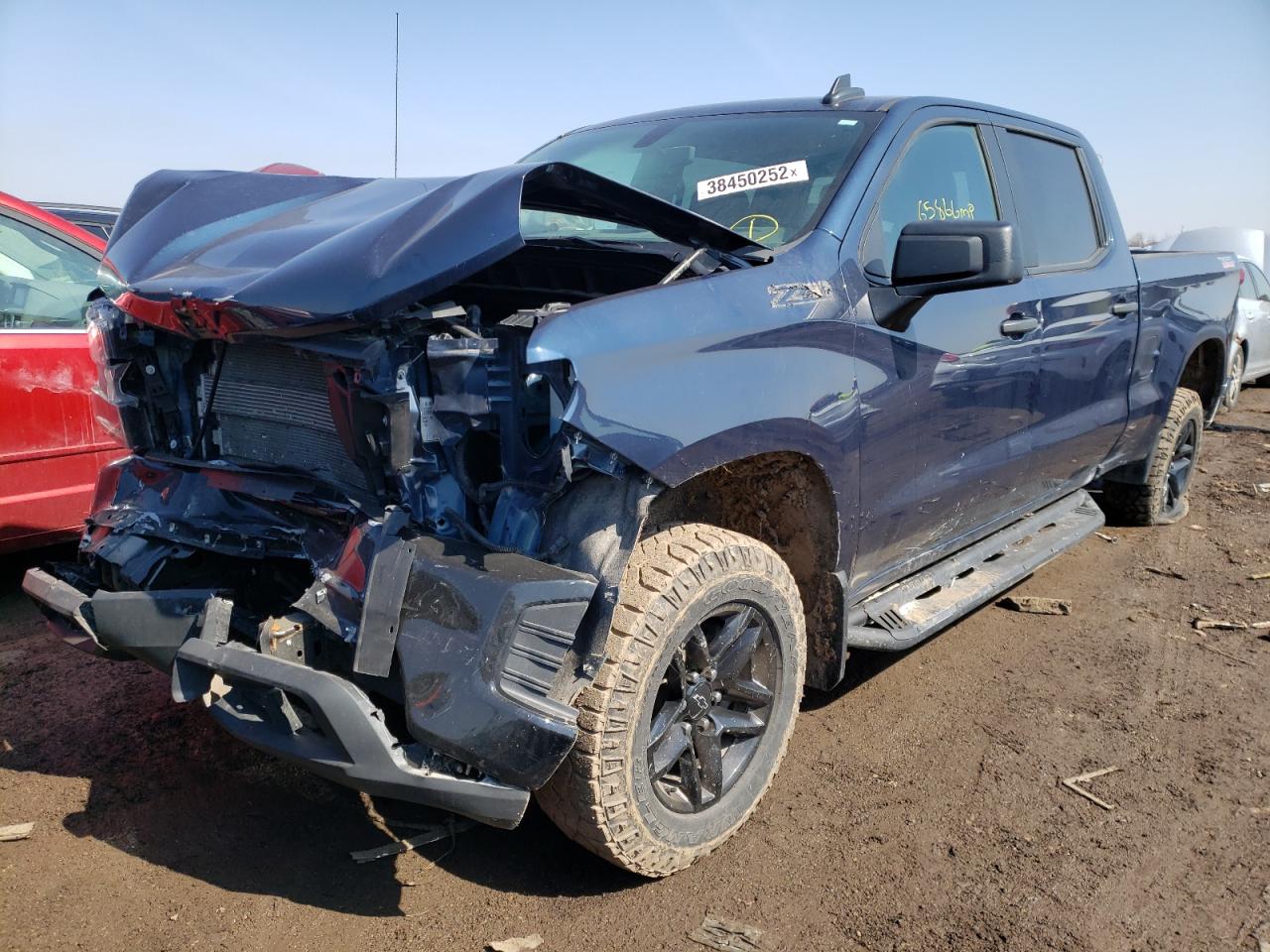 Photo 2 from auction – 2020 CHEVROLET SILVERADO with VIN 3GCPYCEF7LG442361