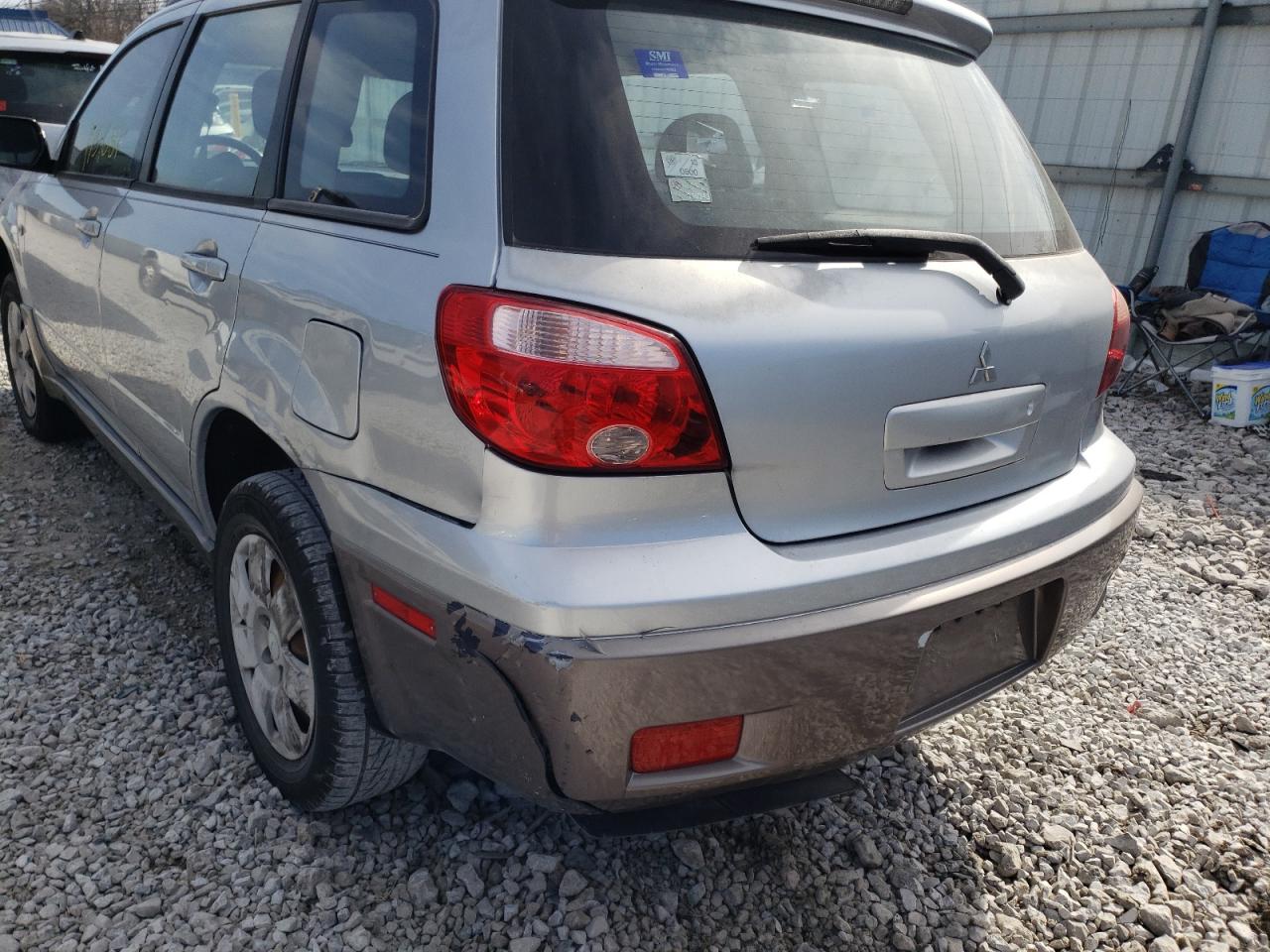 Photo 9 from auction – 2005 MITSUBISHI OUTLANDER with VIN JA4LX31F65U042776