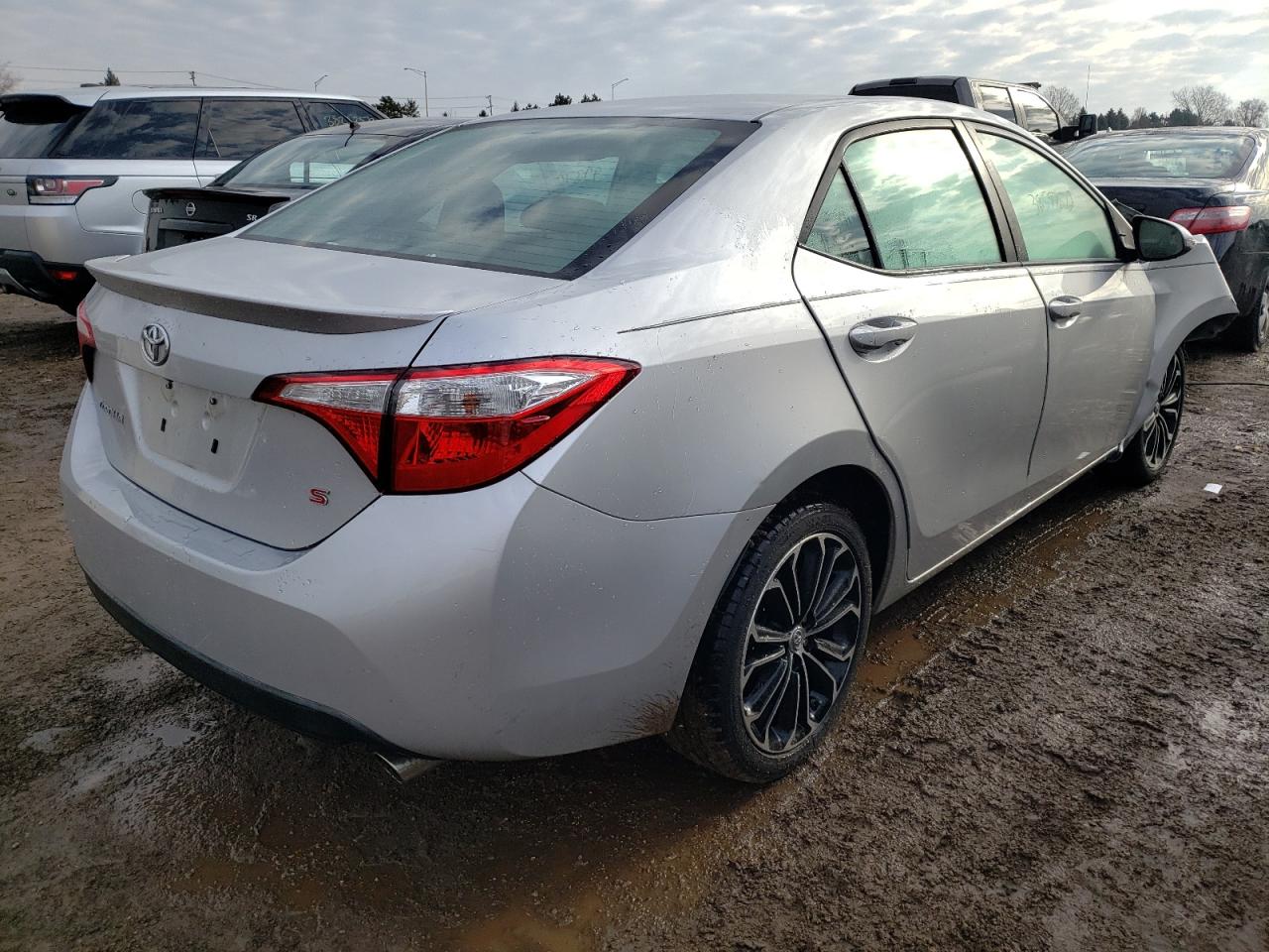 Photo 4 from auction – 2014 TOYOTA COROLLA S with VIN 5YFBURHE4EP044002