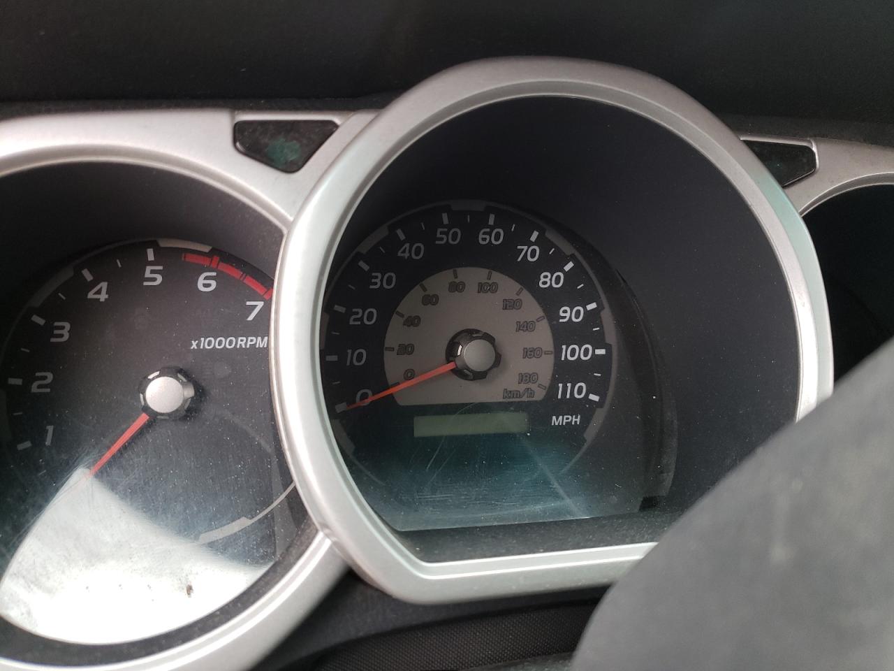 Photo 8 from auction – 2005 TOYOTA 4RUNNER SR with VIN JTEZU14R658030800