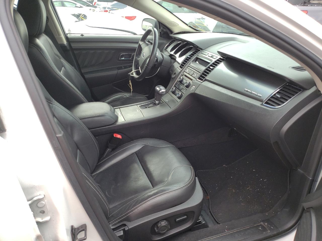 Zdjęcie 5 z aukcji – 2010 FORD TAURUS SEL z VIN 1FAHP2EW7AG143615