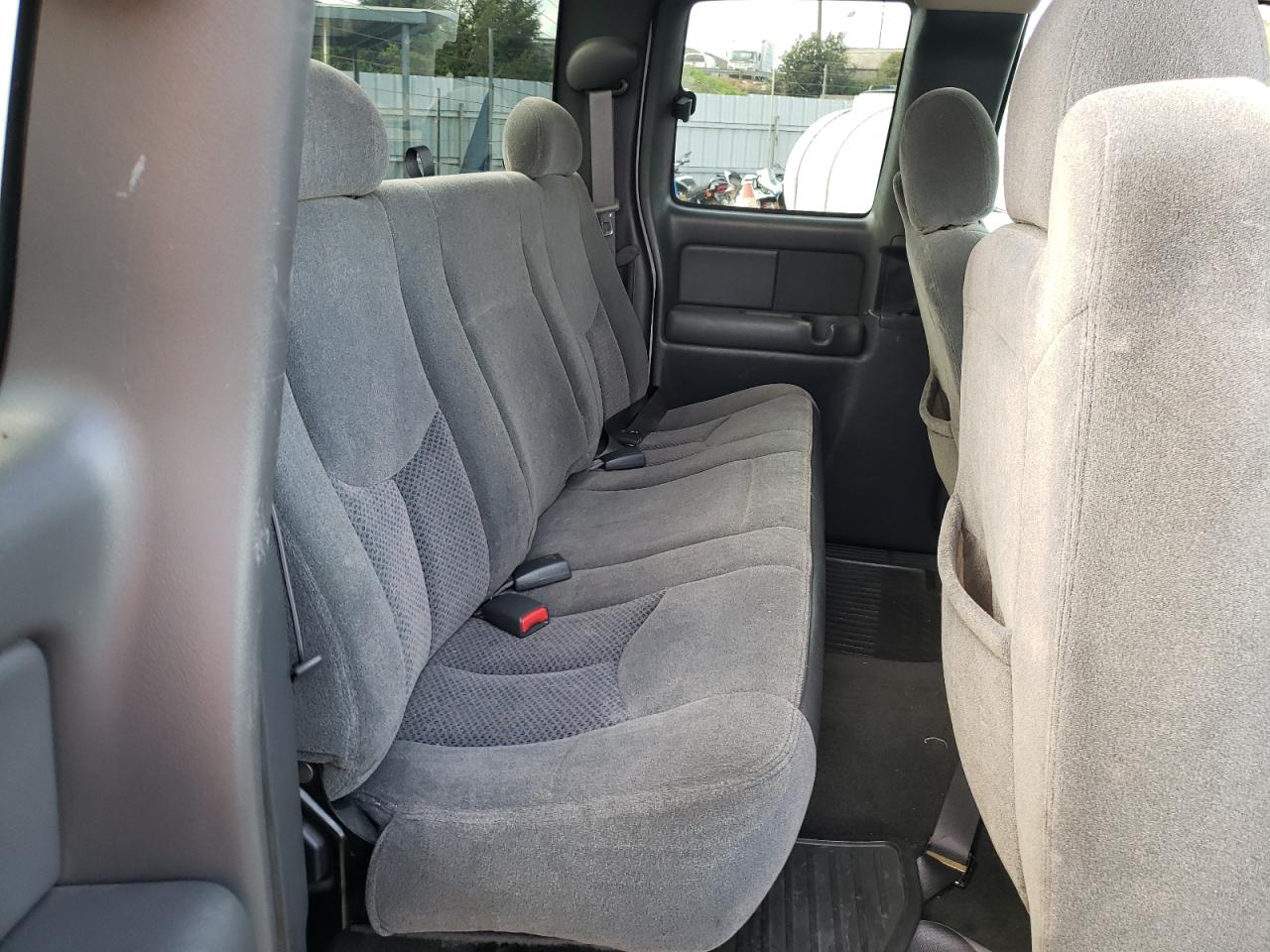 Photo 6 from auction – 2003 CHEVROLET SILVERADO with VIN 1GCHK29G63E139839