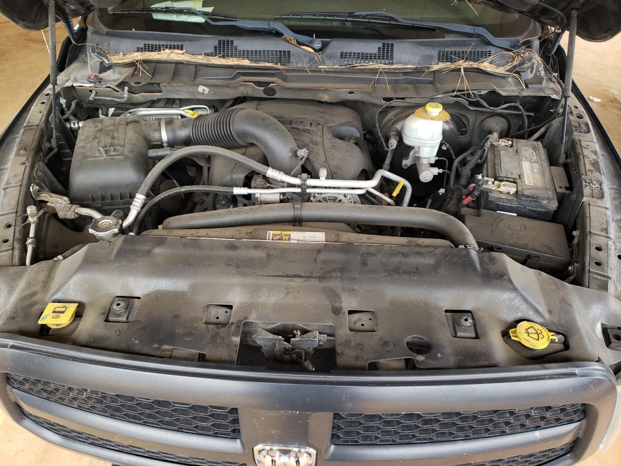 Photo 7 from auction – 2015 RAM 1500 ST with VIN 3C6JR6AT2FG525028