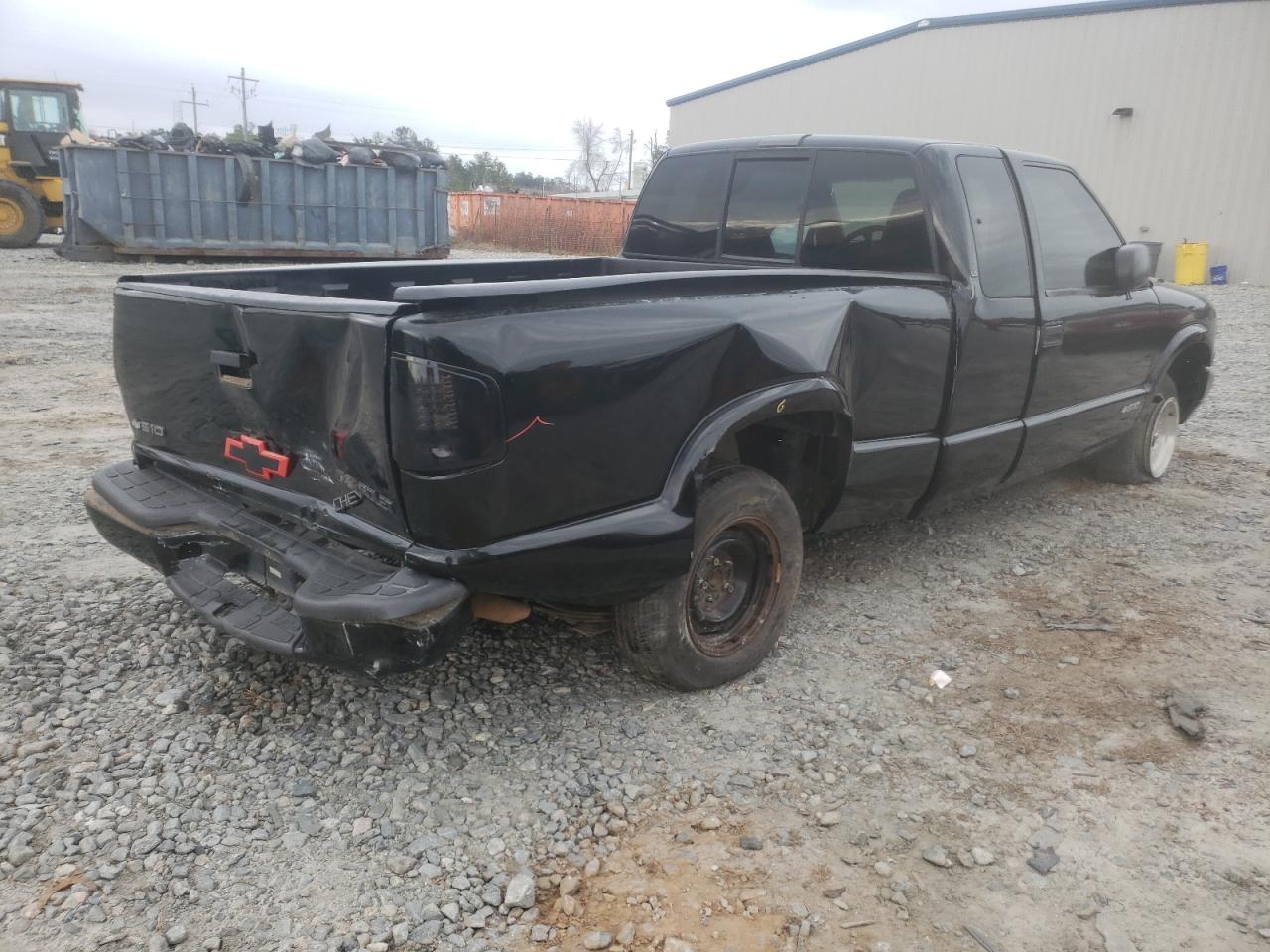 Photo 4 from auction – 2002 CHEVROLET S10 PICKUP with VIN 1GCCS19W428141601
