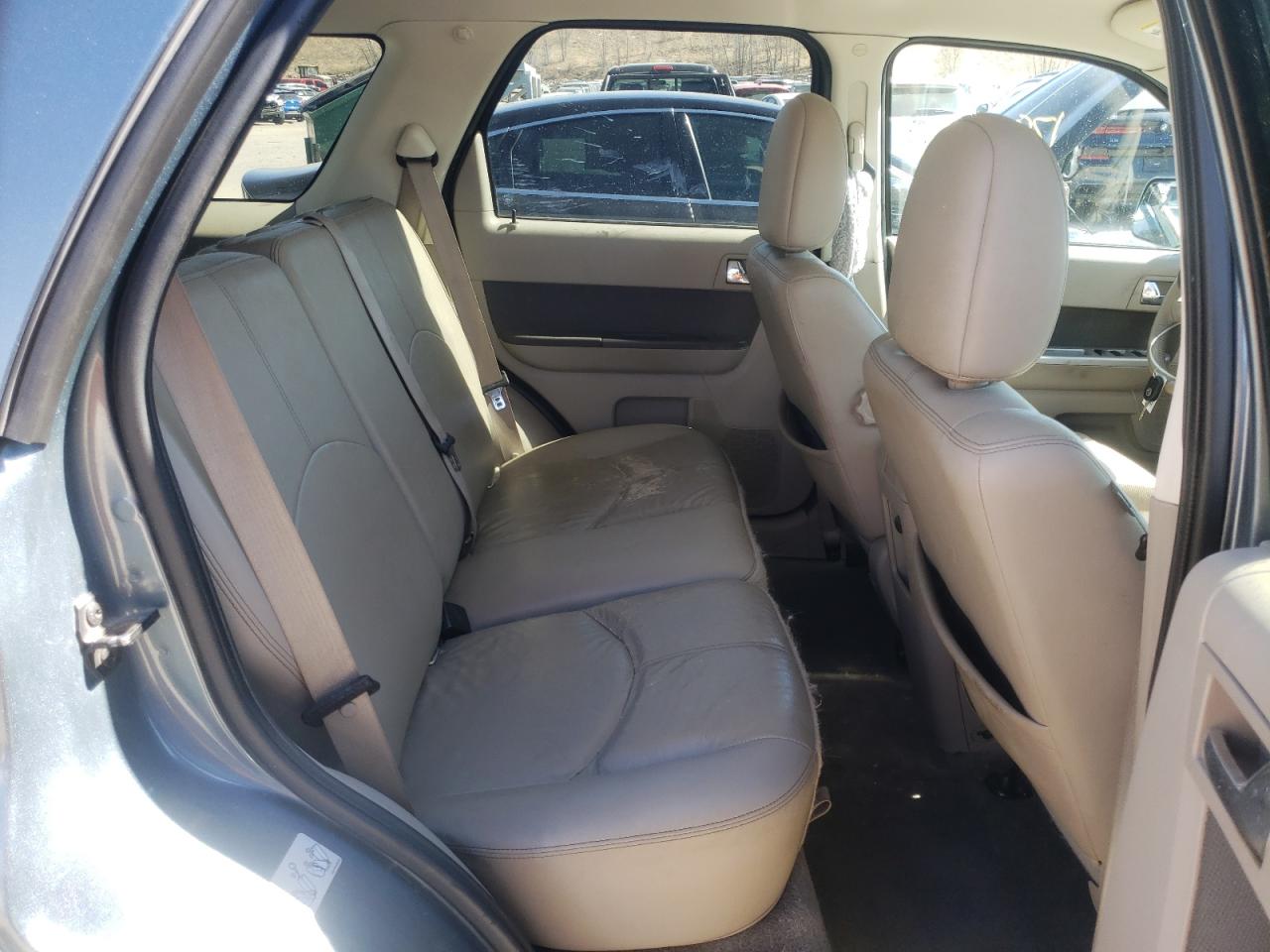 Photo 6 from auction – 2010 MERCURY MARINER PR with VIN 4M2CN9H7XAKJ25558