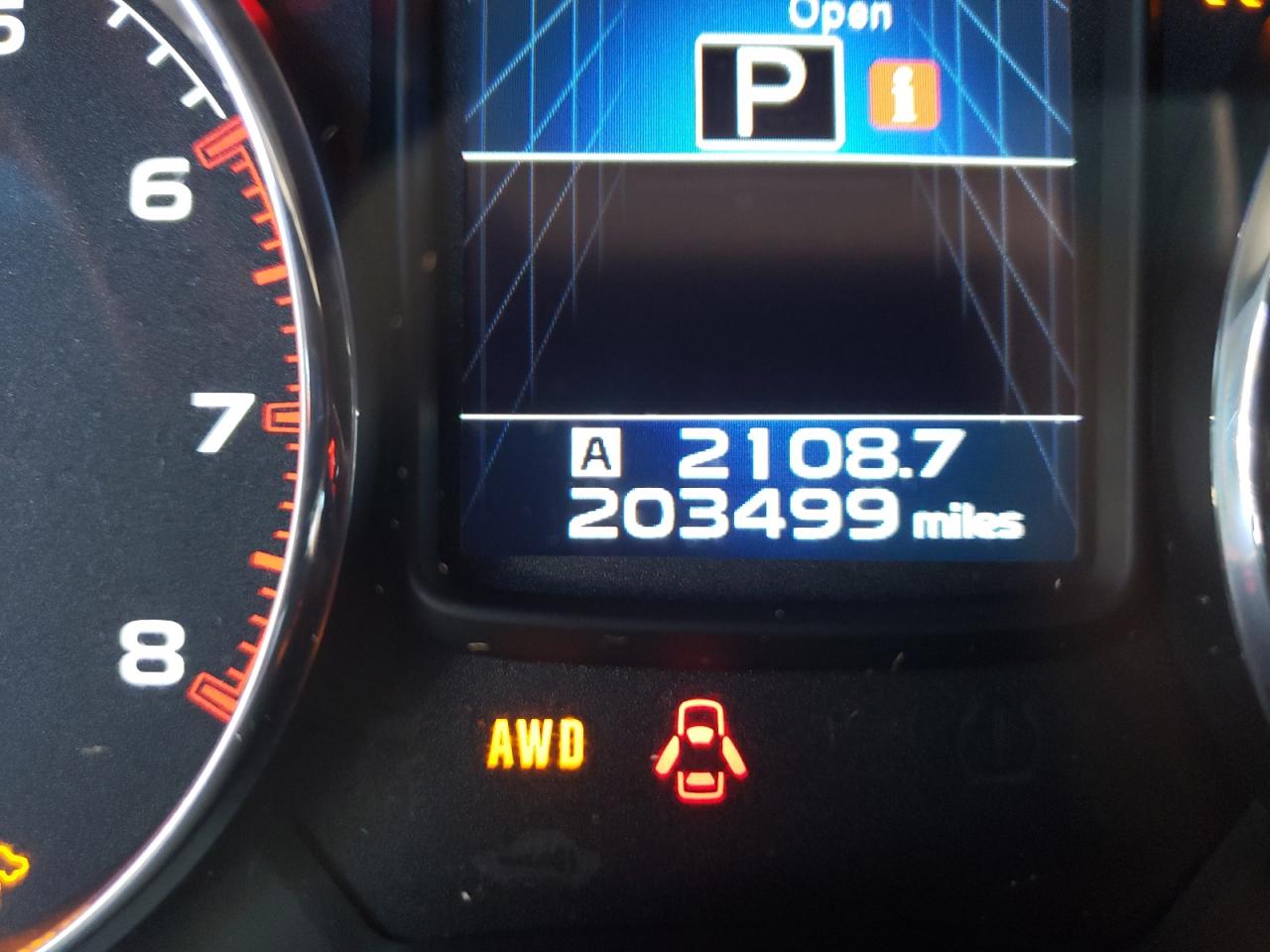 Photo 8 from auction – 2014 SUBARU OUTBACK 2. with VIN 4S4BRCPC6E3302524