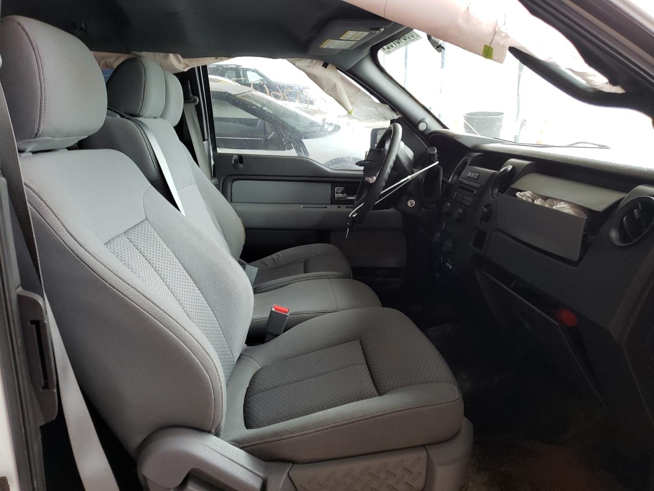 Photo 5 from auction – 2013 FORD F150 SUPER with VIN 1FTEX1CM8DFB03580