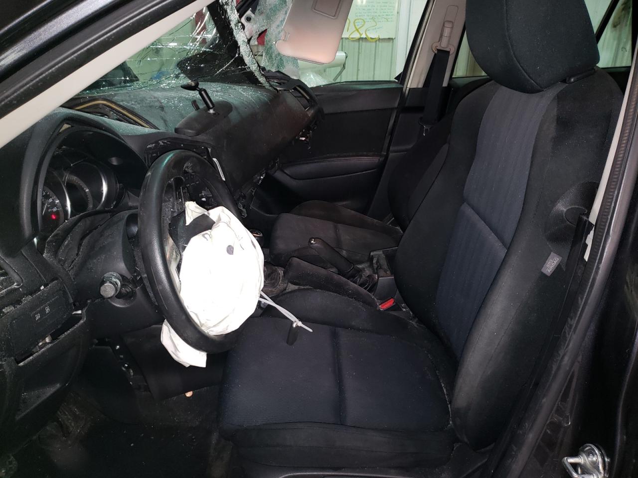 Photo 5 from auction – 2015 MAZDA CX-5 SPORT with VIN JM3KE2BE1F0552282