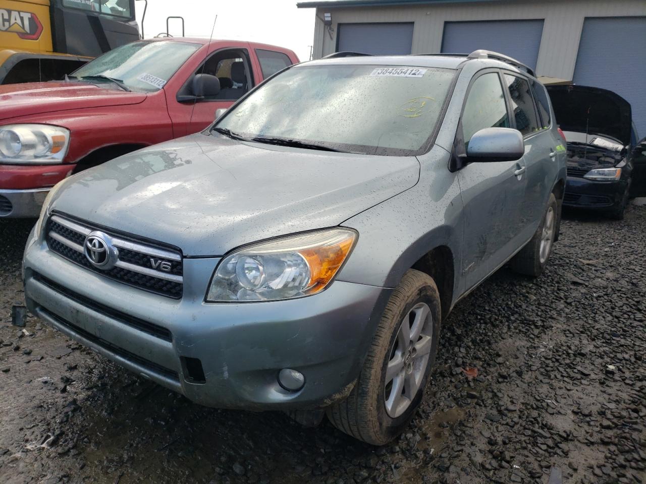 Photo 2 from auction – 2007 TOYOTA RAV4 LIMIT with VIN JTMBK31V875014837
