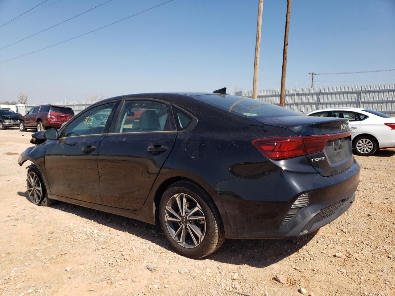 Photo 3 from auction – 2022 KIA FORTE FE with VIN 3KPF24AD4NE416533