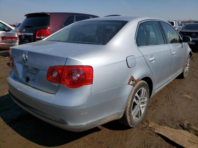 Photo 4 from auction – 2005 VOLKSWAGEN NEW JETTA with VIN 3VWSF71K85M608916