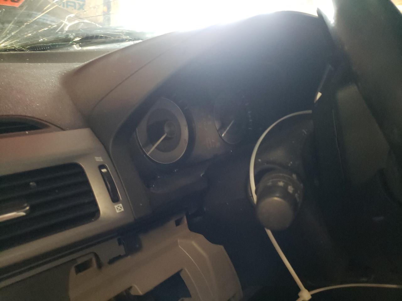 Photo 8 from auction – 2011 HONDA ODYSSEY TO with VIN 5FNRL5H93BB039541