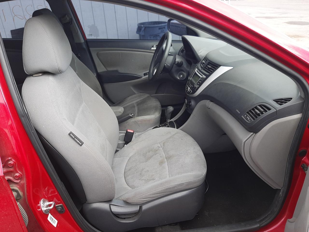 Photo 5 from auction – 2013 HYUNDAI ACCENT GLS with VIN KMHCT4AEXDU447208
