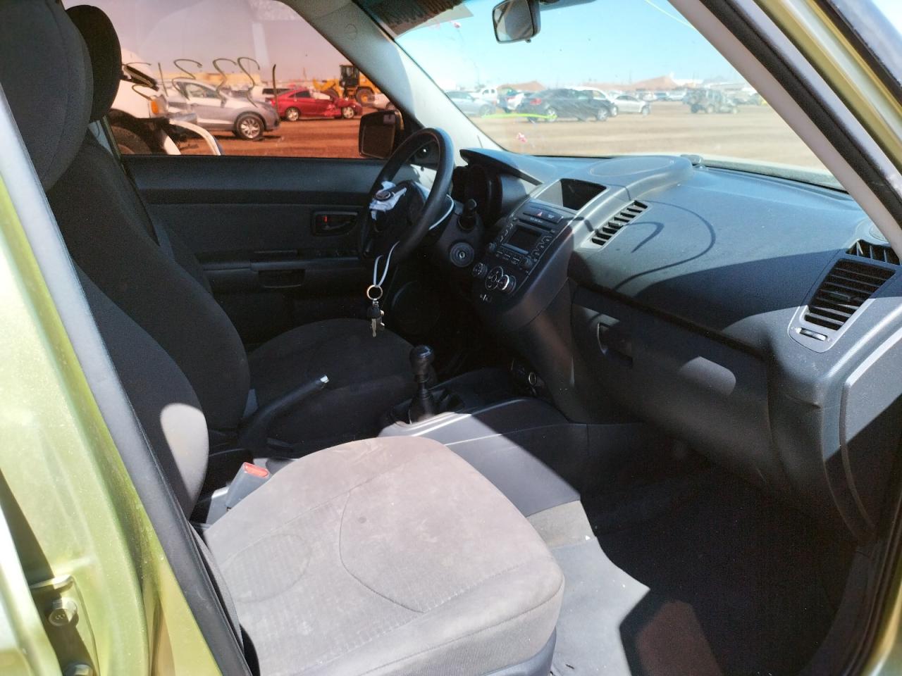 Photo 5 from auction – 2013 KIA SOUL with VIN KNDJT2A53D7538691