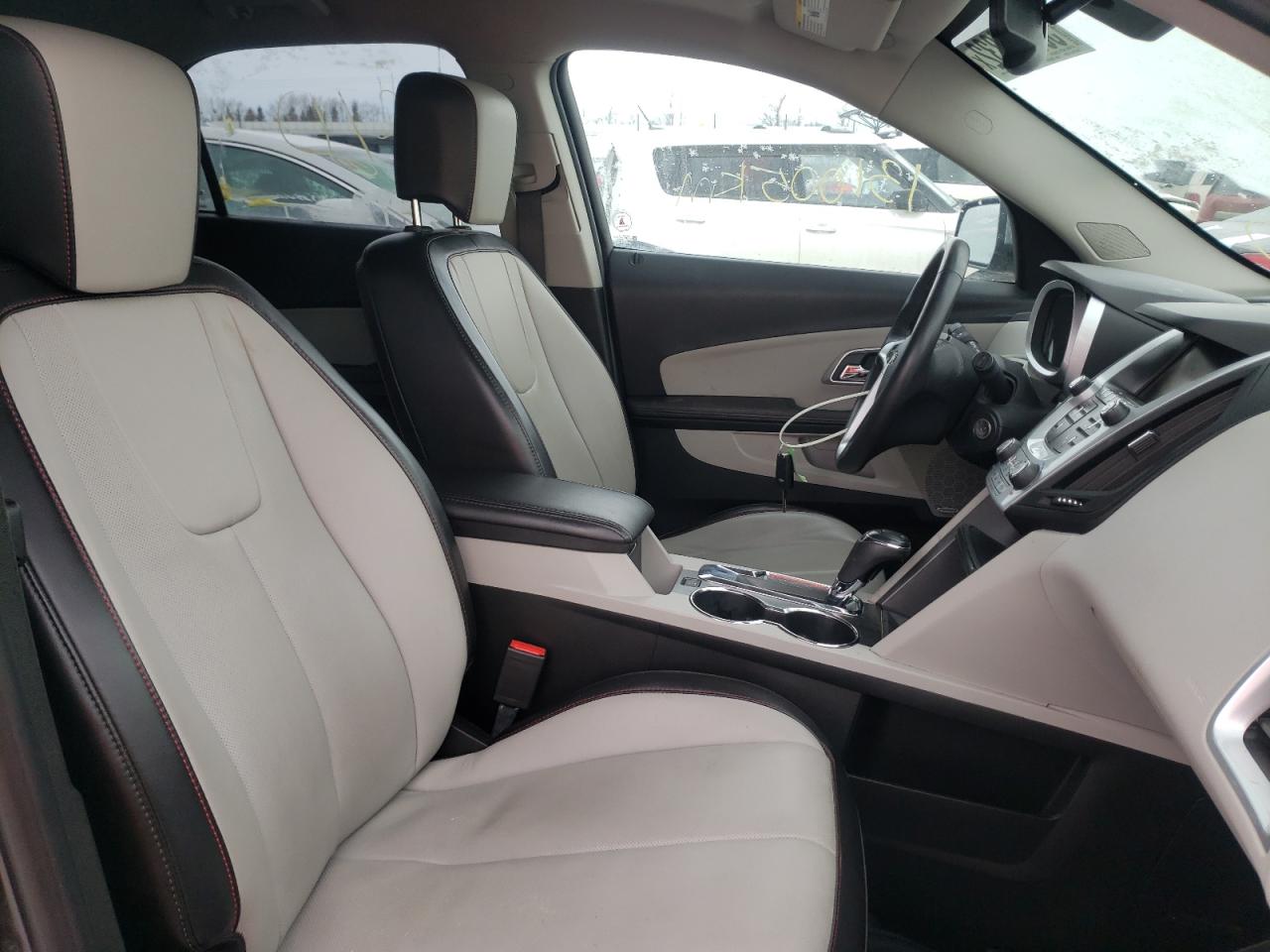Photo 5 from auction – 2016 CHEVROLET EQUINOX LT with VIN 2GNFLGE32G6120226