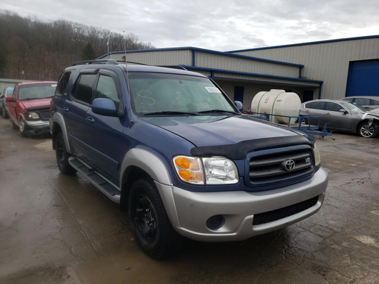 TOYOTA SEQUOIA SR 2001 with VIN 5TDBT44A31S029484 - Photo from auction